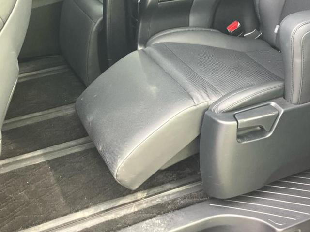 アルファード ＳＣ　新品タイヤ／保証書／社外　１１インチ　ＳＤナビ／フリップダウンモニター　社外　１２．８インチ／デジタルインナーミラー／衝突安全装置／両側電動スライドドア／シートヒーター　前席　衝突被害軽減システム（26枚目）