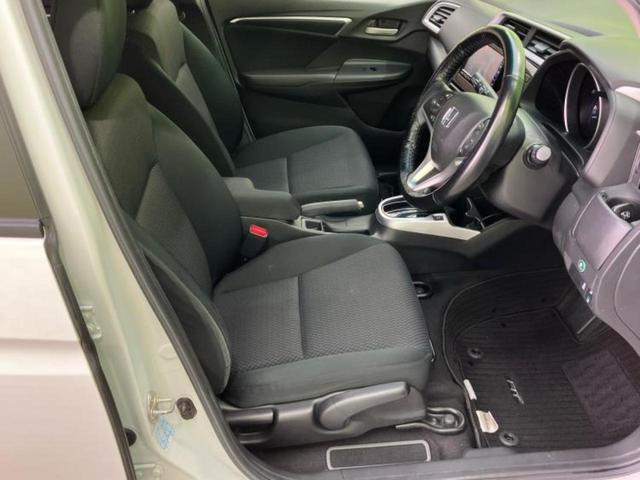 フィット １３Ｇ・Ｌホンダセンシング　保証書／純正　ＳＤナビ／ホンダセンシング／ヘッドランプ　ＬＥＤ／Ｂｌｕｅｔｏｏｔｈ接続／ＥＴＣ／ＥＢＤ付ＡＢＳ／横滑り防止装置／アイドリングストップ／バックモニター／フルセグＴＶ／ＤＶＤ　バックカメラ（4枚目）