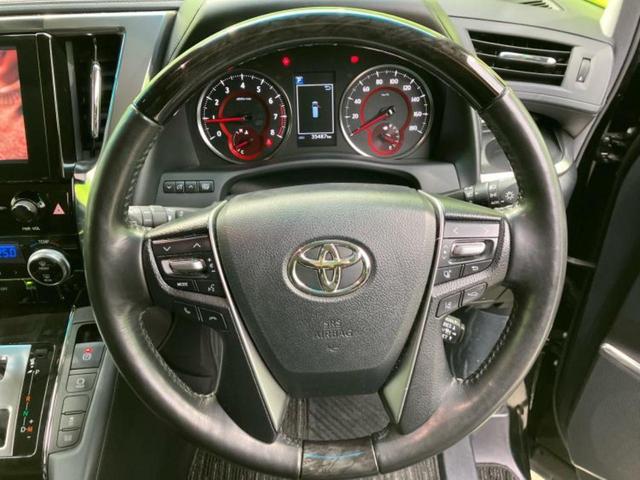 アルファード Ｓ　Ｃパッケージ　サンルーフ／保証書／ディスプレイオーディオ＋ナビ８インチ／フリップダウンモニター　純正　１２．１インチ／トヨタセーフティセンス／両側電動スライドドア／シートヒーター　前席　衝突被害軽減システム　ＥＴＣ（14枚目）