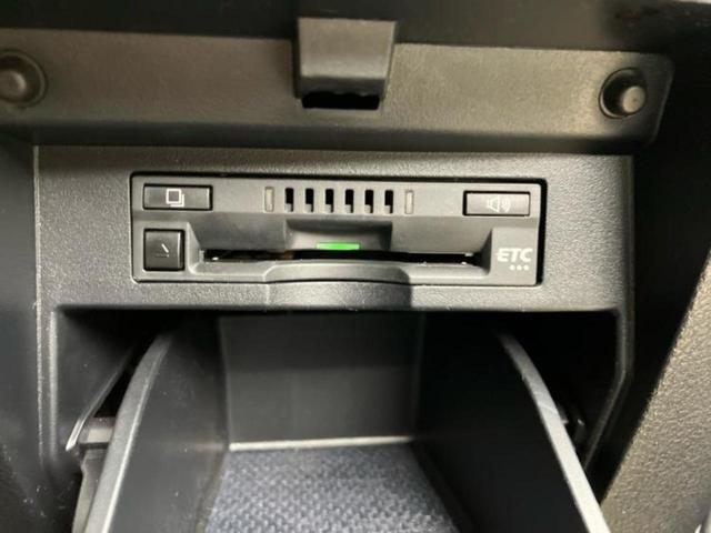 アルファード Ｓ　Ｃパッケージ　サンルーフ／保証書／ディスプレイオーディオ＋ナビ８インチ／フリップダウンモニター　純正　１２．１インチ／トヨタセーフティセンス／両側電動スライドドア／シートヒーター　前席　衝突被害軽減システム　ＥＴＣ（18枚目）