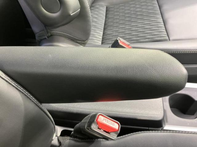 ノア ハイブリッドＳ－Ｚ　モデリスタエアロ／保証書／ディスプレイオーディオ＋ナビ１０．５インチ／デジタルインナーミラー／トヨタセーフティセンス／両側電動スライドドア／シートヒーター　前席／パノラミックビューモニター　フルエアロ（30枚目）