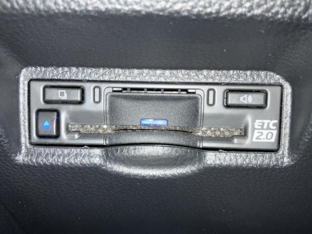 ヴォクシー Ｓ－Ｚ　★★★保証書／ディスプレイオーディオ１０．５インチ／トヨタセーフティセンス／両側電動スライドドア／シートヒーター　前席／車線逸脱防止支援システム／シート　ハーフレザー　衝突被害軽減システム（18枚目）