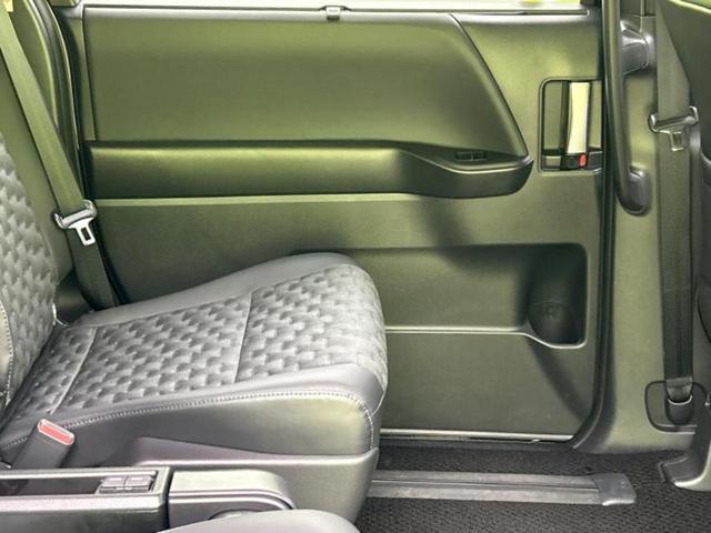 ヴォクシー Ｓ－Ｚ　★★★保証書／ディスプレイオーディオ１０．５インチ／トヨタセーフティセンス／両側電動スライドドア／シートヒーター　前席／車線逸脱防止支援システム／シート　ハーフレザー　衝突被害軽減システム（27枚目）