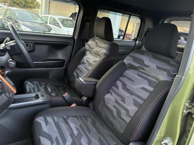 タフト Ｇターボ　ガラスルーフ／保証書／社外　ＳＤナビ／スマートアシスト（トヨタ・ダイハツ）／シートヒーター　前席／車線逸脱防止支援システム／ヘッドランプ　ＬＥＤ／ＥＢＤ付ＡＢＳ／横滑り防止装置　衝突被害軽減システム（5枚目）