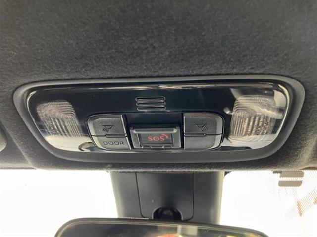 ヤリス Ｘ　ディスプレイオーディオ＋ナビ／衝突安全装置／車線逸脱防止支援システム／Ｂｌｕｅｔｏｏｔｈ接続／ＥＴＣ／ＥＢＤ付ＡＢＳ／バックモニター／エアバッグ　運転席／エアバッグ　助手席／パワーウインドウ（18枚目）