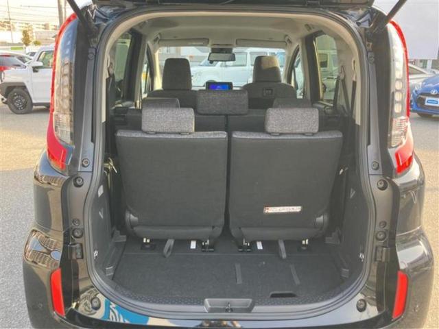 シエンタ ハイブリッドＺ　新品タイヤ／保証書／ディスプレイオーディオ＋ナビ８インチ／衝突安全装置／両側電動スライドドア／車線逸脱防止支援システム／ヘッドランプ　ＬＥＤ／ＥＴＣ／ＥＢＤ付ＡＢＳ／横滑り防止装置　バックカメラ（7枚目）