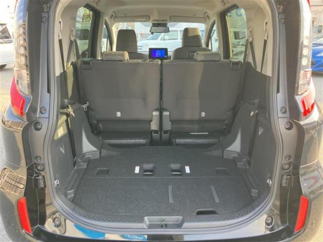 シエンタ ハイブリッドＺ　新品タイヤ／保証書／ディスプレイオーディオ＋ナビ８インチ／衝突安全装置／両側電動スライドドア／車線逸脱防止支援システム／ヘッドランプ　ＬＥＤ／ＥＴＣ／ＥＢＤ付ＡＢＳ／横滑り防止装置　バックカメラ（8枚目）