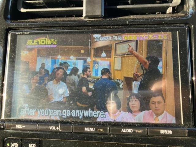 プリウス Ａツーリングセレクション　保証書／純正　９インチ　ＳＤナビ／トヨタセーフティセンス／シートヒーター　前席／車線逸脱防止支援システム／シート　合皮／パーキングアシスト　自動操舵／ヘッドランプ　ＬＥＤ　衝突被害軽減システム　ＥＴＣ（11枚目）