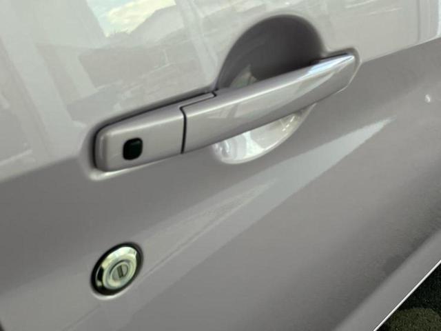 デイズ Ｘ　保証書／純正　９インチ　メモリーナビ／エマージェンシーブレーキ／アラウンドビューモニター／ドライブレコーダー　前後／ＵＳＢジャック／Ｂｌｕｅｔｏｏｔｈ接続／ＥＴＣ／ＥＢＤ付ＡＢＳ／横滑り防止装置（44枚目）