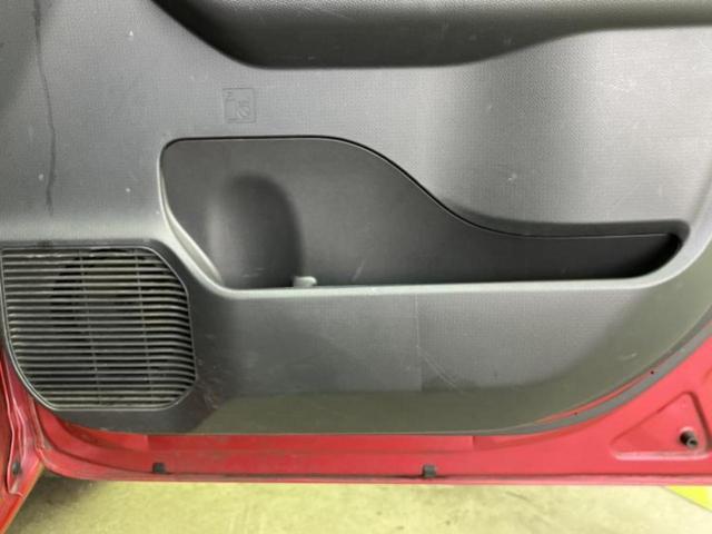 ルーミー カスタムＧ　保証書／社外　９インチ　ＳＤナビ／ドライブレコーダー　純正／ヘッドランプ　ＬＥＤ／Ｂｌｕｅｔｏｏｔｈ接続／ＨＤＭＩ接続／ＥＴＣ／ＥＢＤ付ＡＢＳ／横滑り防止装置／アイドリングストップ／バックモニター（36枚目）