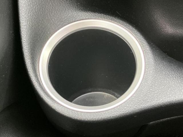 シエンタ Ｇ　新品タイヤ／保証書／純正　ＳＤナビ／トヨタセーフティセンス／両側電動スライドドア／ドライブレコーダー　純正／Ｂｌｕｅｔｏｏｔｈ接続／ＥＴＣ／ＥＢＤ付ＡＢＳ／横滑り防止装置／アイドリングストップ（37枚目）