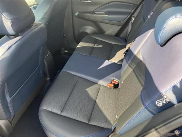 キックス オーテック　保証書／純正　ＳＤナビ／インテリジェントルームミラー／衝突安全装置／シートヒーター／アラウンドビューモニター／車線逸脱防止支援システム／シート　合皮／プロパイロット／ドライブレコーダー　純正　ドラレコ（6枚目）