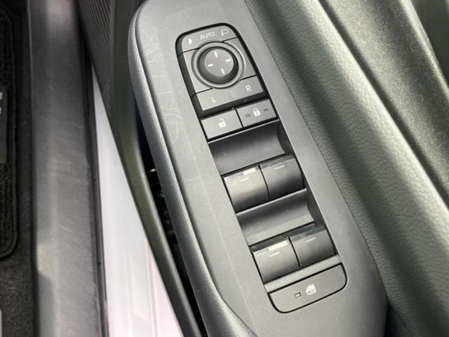 プリウス U 保証書/ディスプレイオーディオ8インチ/トヨタセーフティセンス/車線逸脱防止支援システム/ドライブレコーダー 前後/ヘッドランプ LED/Bluetooth接続/ETC2.0/EBD付ABS TV(29枚目)