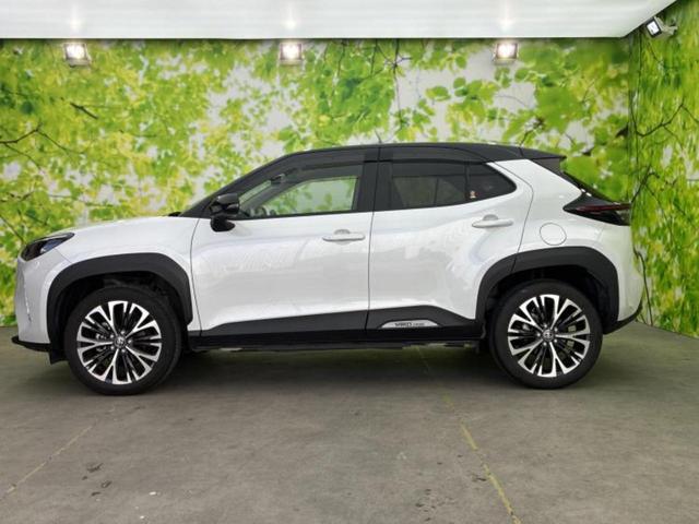 ヤリスクロス ハイブリッドＺ　新品タイヤ／保証書／ディスプレイオーディオ＋ナビ／トヨタセーフティセンス／シートヒーター　前席／パノラミックビューモニター／車線逸脱防止支援システム／シート　ハーフレザー　衝突被害軽減システム　ＥＴＣ（2枚目）