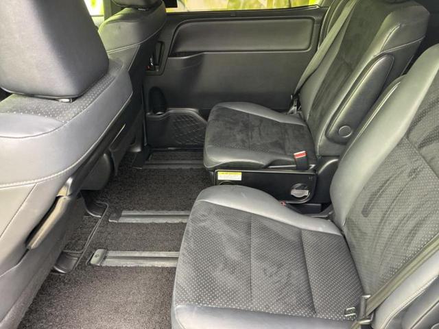 ヴォクシー ZSキラメキ3 新品タイヤ/保証書/純正 10インチ SDナビ/フリップダウンモニター 純正 12.8インチ/衝突安全装置/両側電動スライドドア/車線逸脱防止支援システム/シート ハーフレザー 衝突被害軽減システム(8枚目)