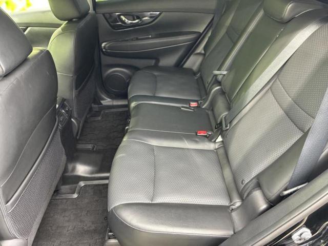 エクストレイル ４ＷＤ２０Ｘｉ　Ｖセレクション　保証書／純正　９インチ　ＳＤナビ／インテリジェントルームミラー／衝突安全装置／シートヒーター／全方位モニター／車線逸脱防止支援システム／プロパイロット／電動バックドア／ドライブレコーダー　純正　４ＷＤ（7枚目）