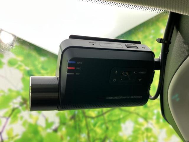 Ｔ－クロス ＴＳＩアクティブ　新品タイヤ／保証書／純正　９．２インチ　メモリーナビ／衝突安全装置／ドライブレコーダー　社外／ヘッドランプ　ＬＥＤ／ＵＳＢジャック／Ｂｌｕｅｔｏｏｔｈ接続／ＥＴＣ２．０／ＥＢＤ付ＡＢＳ　バックカメラ（32枚目）