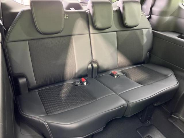 ステップワゴン ｅＨＥＶスパーダ　保証書／純正　１１インチ　ナビ／フリップダウンモニター　純正　１５．６インチ／ホンダセンシング／両側電動スライドドア／シートヒーター　前席／車線逸脱防止支援システム／電動バックドア／登録済未使用車（6枚目）