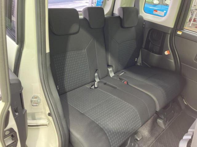 ルーミー カスタムＧ　新品タイヤ／保証書／純正　９インチ　メモリーナビ／スマートアシスト（トヨタ・ダイハツ）／両側電動スライドドア／シートヒーター　前席／パノラミックビューモニター／ヘッドランプ　ＬＥＤ　全周囲カメラ（6枚目）