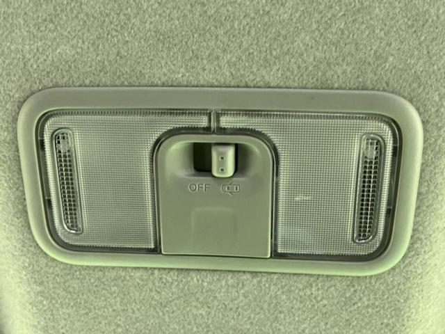 ルーミー カスタムＧ　新品タイヤ／保証書／純正　９インチ　メモリーナビ／スマートアシスト（トヨタ・ダイハツ）／両側電動スライドドア／シートヒーター　前席／パノラミックビューモニター／ヘッドランプ　ＬＥＤ　全周囲カメラ（36枚目）