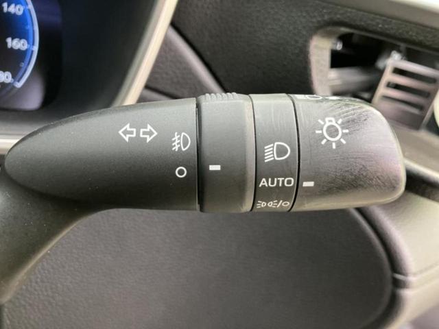 カローラクロス ハイブリッドＺ　保証書／純正　ＳＤナビ／シートヒーター／車線逸脱防止支援システム／シート　ハーフレザー／電動バックドア／ヘッドランプ　ＬＥＤ／Ｂｌｕｅｔｏｏｔｈ接続／ＥＴＣ／ＥＢＤ付ＡＢＳ／横滑り防止装置　電動シート（17枚目）