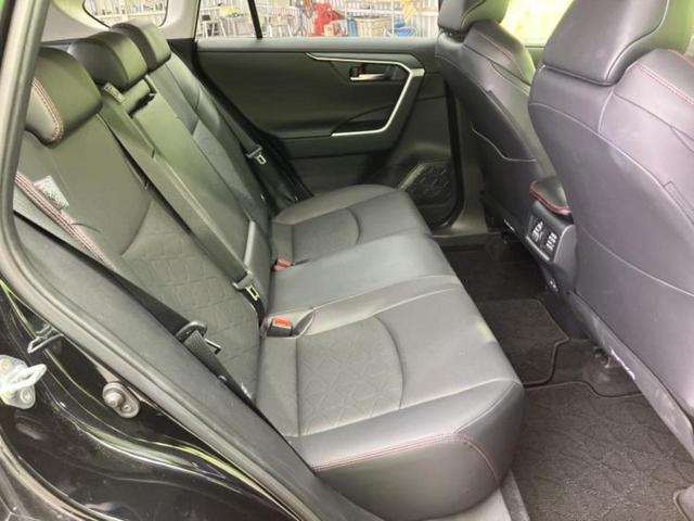 ＲＡＶ４ ４ＷＤアドベンチャーオフロードパッケージ２　ディスプレイオーディオ＋ナビ１０．５インチ／デジタルインナーミラー／トヨタセーフティセンス／シートエアコン／車線逸脱防止支援システム／シート　合皮／ヘッドランプ　ＬＥＤ　衝突被害軽減システム　４ＷＤ（6枚目）