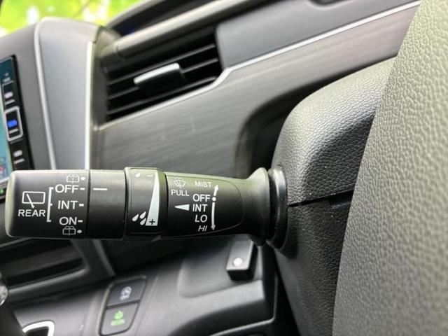 フリード Ｇホンダセンシング　新品タイヤ／保証書／純正　ナビ／ホンダセンシング／両側電動スライドドア／シートヒーター　前席／車線逸脱防止支援システム／シート　ハーフレザー／ドライブレコーダー　前後／ヘッドランプ　ＬＥＤ　ＤＶＤ再生（17枚目）