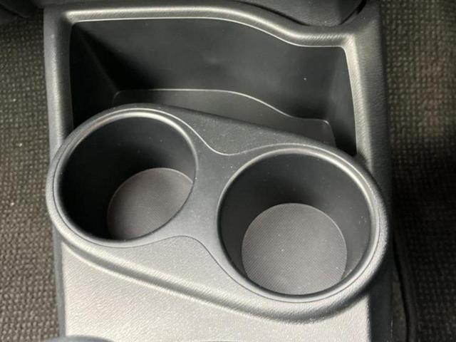 アクア Ｓ　新品タイヤ／保証書／純正　ＳＤナビ／ＥＴＣ／ＥＢＤ付ＡＢＳ／横滑り防止装置／アイドリングストップ／フルセグＴＶ／エアバッグ　運転席／エアバッグ　助手席／パワーウインドウ／キーレスエントリー（33枚目）