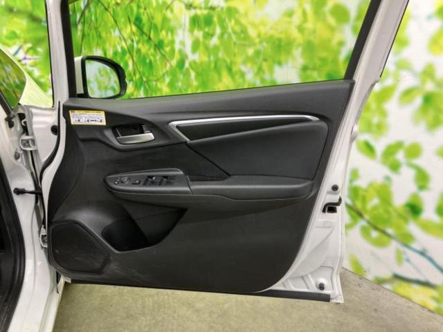 フィットハイブリッド ハイブリッド・Ｌパッケージ　新品タイヤ／保証書／社外　ＳＤナビ／ドライブレコーダー　前後／ヘッドランプ　ＬＥＤ／ＥＴＣ／ＥＢＤ付ＡＢＳ／横滑り防止装置／バックモニター／ワンセグＴＶ／エアバッグ　運転席／エアバッグ　助手席（22枚目）