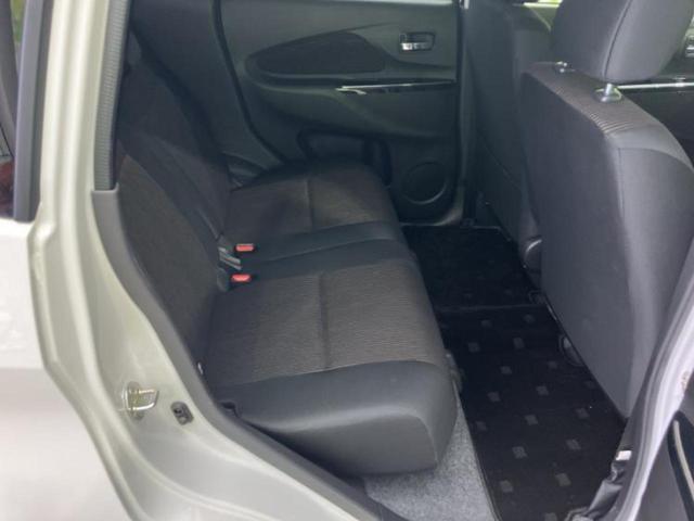 Ｔセーフティパッケージ　社外　ＳＤナビ／衝突安全装置／シートヒーター　運転席／マルチアラウンドモニター／ヘッドランプ　ＨＩＤ／Ｂｌｕｅｔｏｏｔｈ接続／ＥＢＤ付ＡＢＳ／横滑り防止装置／アイドリングストップ／ＤＶＤ／禁煙車（画像5）