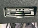 ＥＴＣ車載器搭載で、高速道路の料金所をスムーズに通過できます。スマートインターチェンジにも対応し、快適な長距離移動をサポートします。