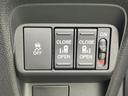 日々の運転を支えるスイッチ類です。視認性も高く、スムーズな操作で快適なドライブをサポートします。