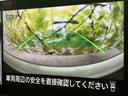 車両周辺の状況を分かりやすく表示し、駐車時の安全性を高める機能が備わっています。狭い場所でもスムーズな駐車操作をサポートします。