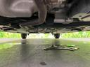 車両前方側の下廻り画像です。エンジン付近から車両中央部までの状態を確認いただけます。◆ご購入前に気になる下廻りの様子を把握したい方は、店頭スタッフまでお問い合わせ下さい。