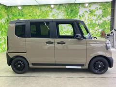 �������줿���ݤΥ����ɤˡ�������������ȥ��饤�ɥɥ������֡����ä���Ȥ����ܥǥ��饤�󤬡���ξ���Τ�ü���˸����Ƥ���ޤ��� 2