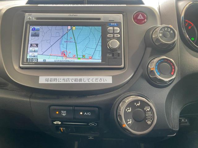 Ｇ・１０ｔｈアニバーサリー　ＥＴＣ　ナビ　オートライト　ＨＩＤ　スマートキー　電動格納ミラー　ＣＶＴ　盗難防止システム　衝突安全ボディ　ＡＢＳ　ＣＤ　ＤＶＤ再生　ＵＳＢ　エアコン　パワーステアリング　パワーウィンドウ　レンタＵＰ(5枚目)