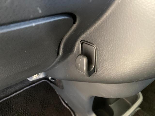 ＭＲワゴン １０ｔｈアニバーサリー　リミテッド　ＥＴＣ　バックカメラ　オートライト　ＨＩＤ　スマートキー　電動格納ミラー　ベンチシート　ＣＶＴ　盗難防止システム　ＡＢＳ　ＣＤ　ＵＳＢ　アルミホイール　衝突安全ボディ　エアコン　パワステ　レンタＵＰ（37枚目）