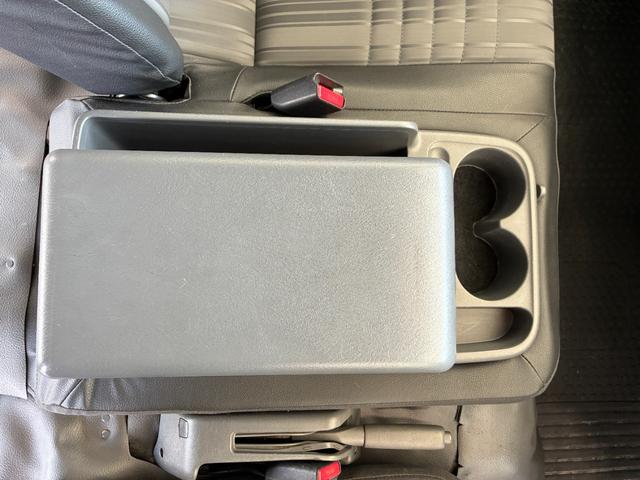 ボンゴバン ＤＸ　ＥＴＣ　両側スライドドア　ＣＶＴ　エアコン　パワーウィンドウ　運転席エアバッグ　助手席エアバッグ　左電動ミラー　レンタＵＰ（8枚目）