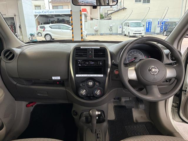 マーチ Ｘ　Ｖセレクション　ＥＴＣ　バックカメラ　オートライト　スマートキー　アイドリングストップ　電動格納ミラー　ＣＶＴ　盗難防止システム　衝突安全ボディ　ＡＢＳ　ＥＳＣ　ＣＤ　エアコン　パワステ　レンタＵＰ（2枚目）