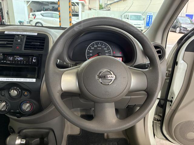 マーチ Ｘ　Ｖセレクション　ＥＴＣ　バックカメラ　オートライト　スマートキー　アイドリングストップ　電動格納ミラー　ＣＶＴ　盗難防止システム　衝突安全ボディ　ＡＢＳ　ＥＳＣ　ＣＤ　エアコン　パワステ　レンタＵＰ（3枚目）