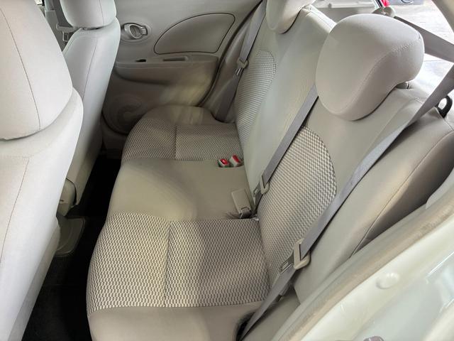 マーチ Ｘ　Ｖセレクション　ＥＴＣ　バックカメラ　オートライト　スマートキー　アイドリングストップ　電動格納ミラー　ＣＶＴ　盗難防止システム　衝突安全ボディ　ＡＢＳ　ＥＳＣ　ＣＤ　エアコン　パワステ　レンタＵＰ（24枚目）