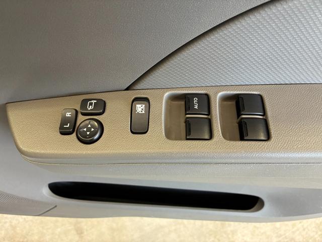 キャロルエコ ＥＣＯ－Ｘ　ＥＴＣ　スマートキー　アイドリングストップ　電動格納ミラー　ＣＶＴ　盗難防止システム　ＡＢＳ　ＣＤ　衝突安全ボディ　エアコン　パワーステアリング　パワーウィンドウ　レンタＵＰ（10枚目）