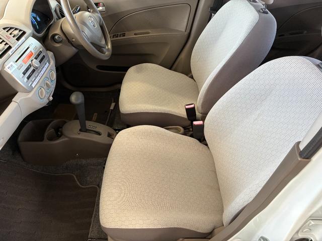 キャロルエコ ＥＣＯ－Ｘ　ＥＴＣ　スマートキー　アイドリングストップ　電動格納ミラー　ＣＶＴ　盗難防止システム　ＡＢＳ　ＣＤ　衝突安全ボディ　エアコン　パワーステアリング　パワーウィンドウ　レンタＵＰ（34枚目）