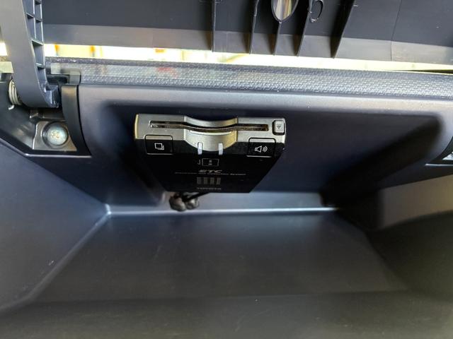 ｅＫワゴン ＭＸ　ＥＴＣ　キーレスエントリー　電動格納ミラー　ベンチシート　ＡＴ　盗難防止システム　ＣＤ　アルミホイール　衝突安全ボディ　エアコン　パワーステアリング　パワーウィンドウ　レンタＵＰ（5枚目）