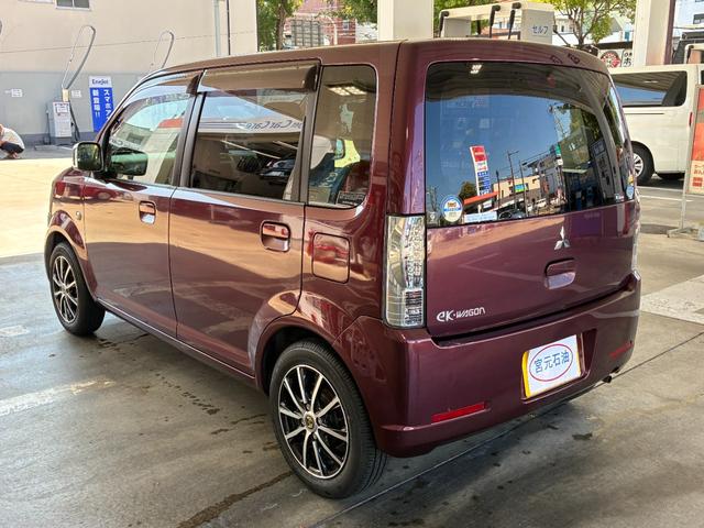 ｅＫワゴン ＭＸ　ＥＴＣ　キーレスエントリー　電動格納ミラー　ベンチシート　ＡＴ　盗難防止システム　ＣＤ　アルミホイール　衝突安全ボディ　エアコン　パワーステアリング　パワーウィンドウ　レンタＵＰ（18枚目）