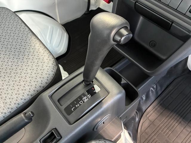 ＮＴ１００クリッパートラック ＤＸ　ＡＴ　ＥＴＣ　エアコン　運転席エアバッグ　助手席エアバッグ　レンタＵＰ（8枚目）