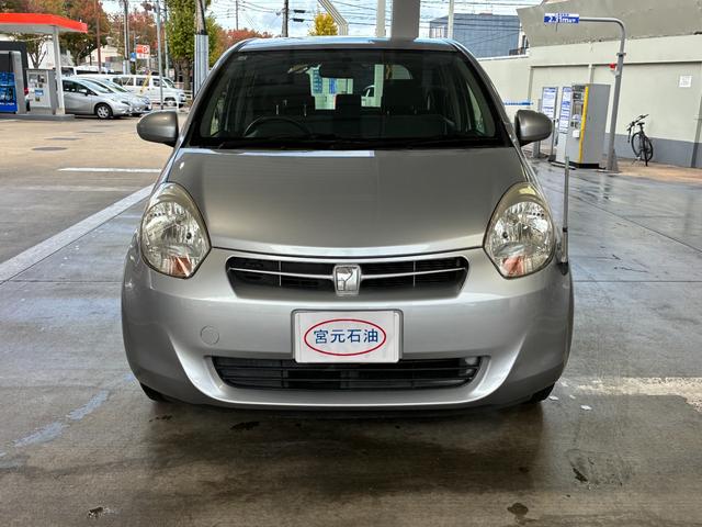 パッソ X クツロギ ETC ナビ スマートキー 電動格納ミラー CVT 盗難防止システム 衝突安全ボディ ベンチシート ABS CD DVD再生 エアコン パワーステアリング パワーウィンドウ レンタUP(12枚目)