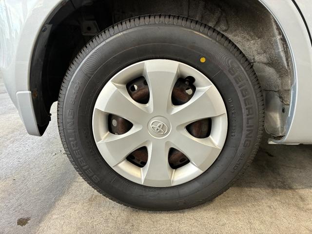 パッソ X クツロギ ETC ナビ スマートキー 電動格納ミラー CVT 盗難防止システム 衝突安全ボディ ベンチシート ABS CD DVD再生 エアコン パワーステアリング パワーウィンドウ レンタUP(29枚目)