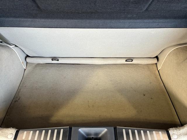 マーチ １２Ｘ　ＥＴＣ　スマートキー　アイドリングストップ　電動格納ミラー　ＣＶＴ　盗難防止システム　衝突安全ボディ　ＡＢＳ　ＣＤ　エアコン　パワーステアリング　パワーウィンドウ　レンタＵＰ（24枚目）