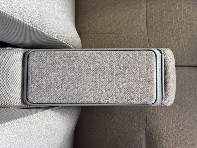 ムーヴ Ｌ　ＳＡ　ＥＴＣ　衝突被害軽減システム　キーレスエントリー　アイドリングストップ　電動格納ミラー　ベンチシート　ＣＶＴ　盗難防止システム　ＡＢＳ　ＥＳＣ　ミュージックプレイヤー接続可　衝突安全ボディ　レンタＵＰ（34枚目）